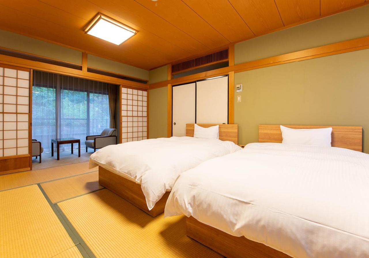 Saneikaku Hotel Matsumoto Buitenkant foto