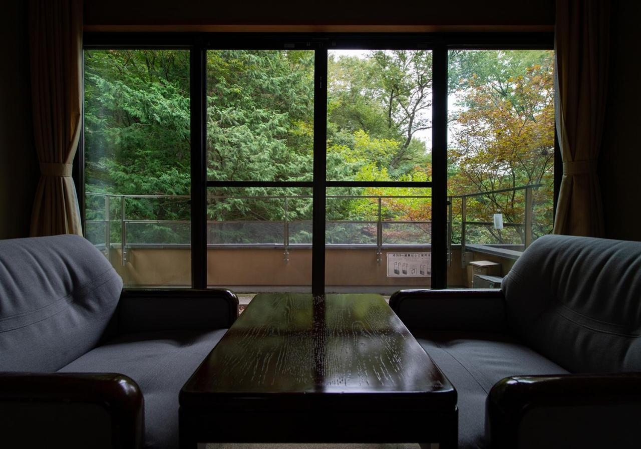 Saneikaku Hotel Matsumoto Buitenkant foto