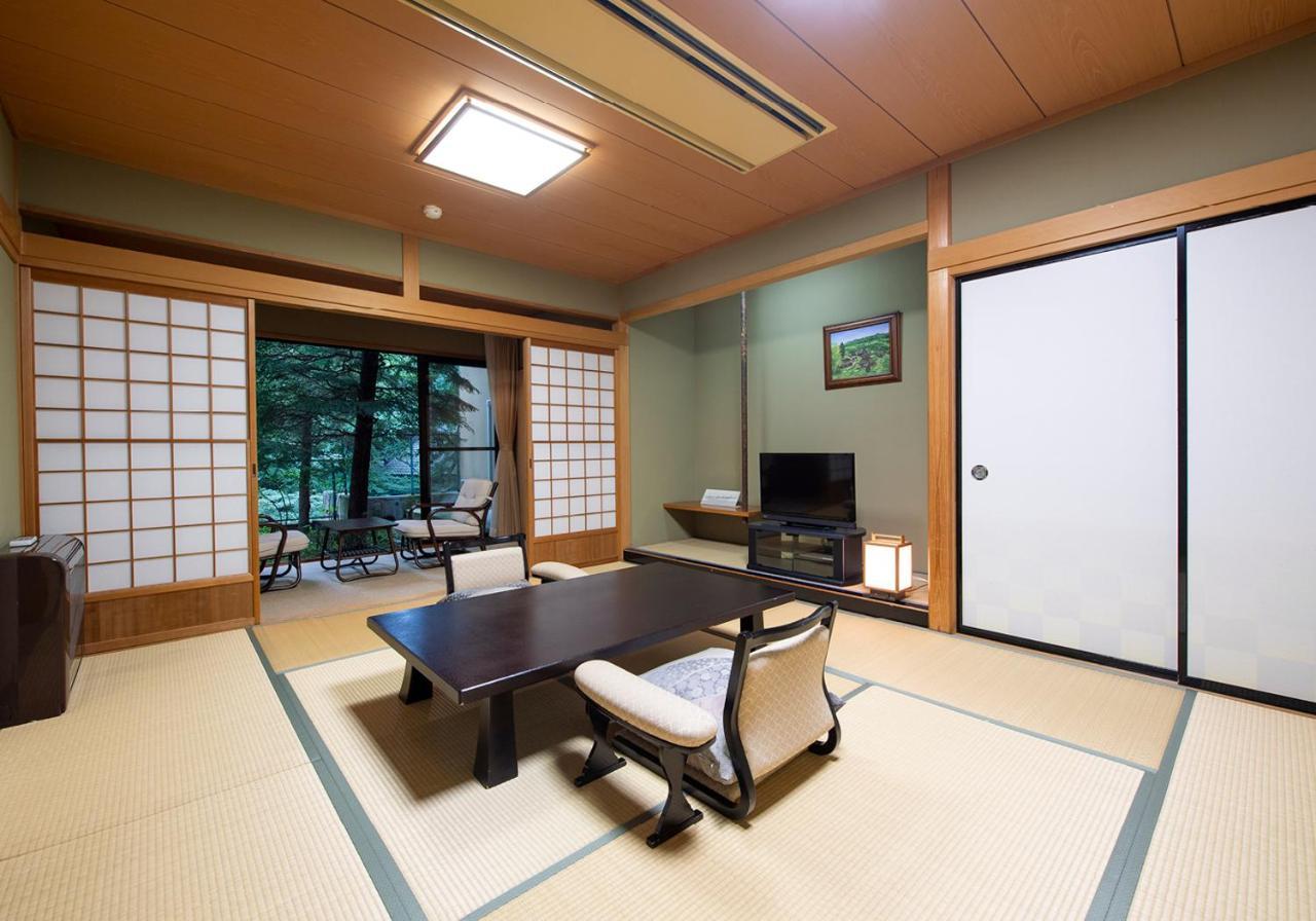 Saneikaku Hotel Matsumoto Buitenkant foto
