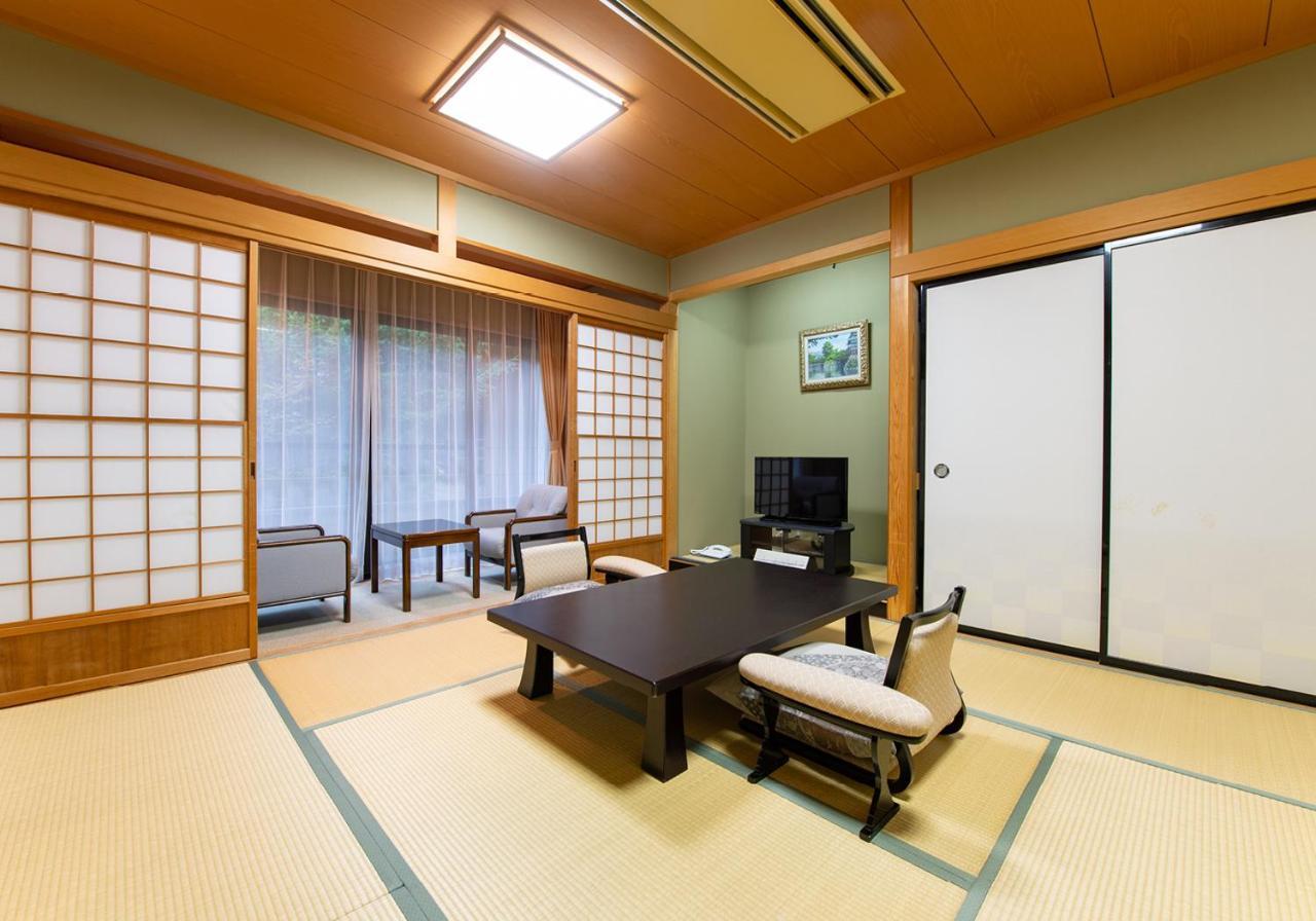 Saneikaku Hotel Matsumoto Buitenkant foto