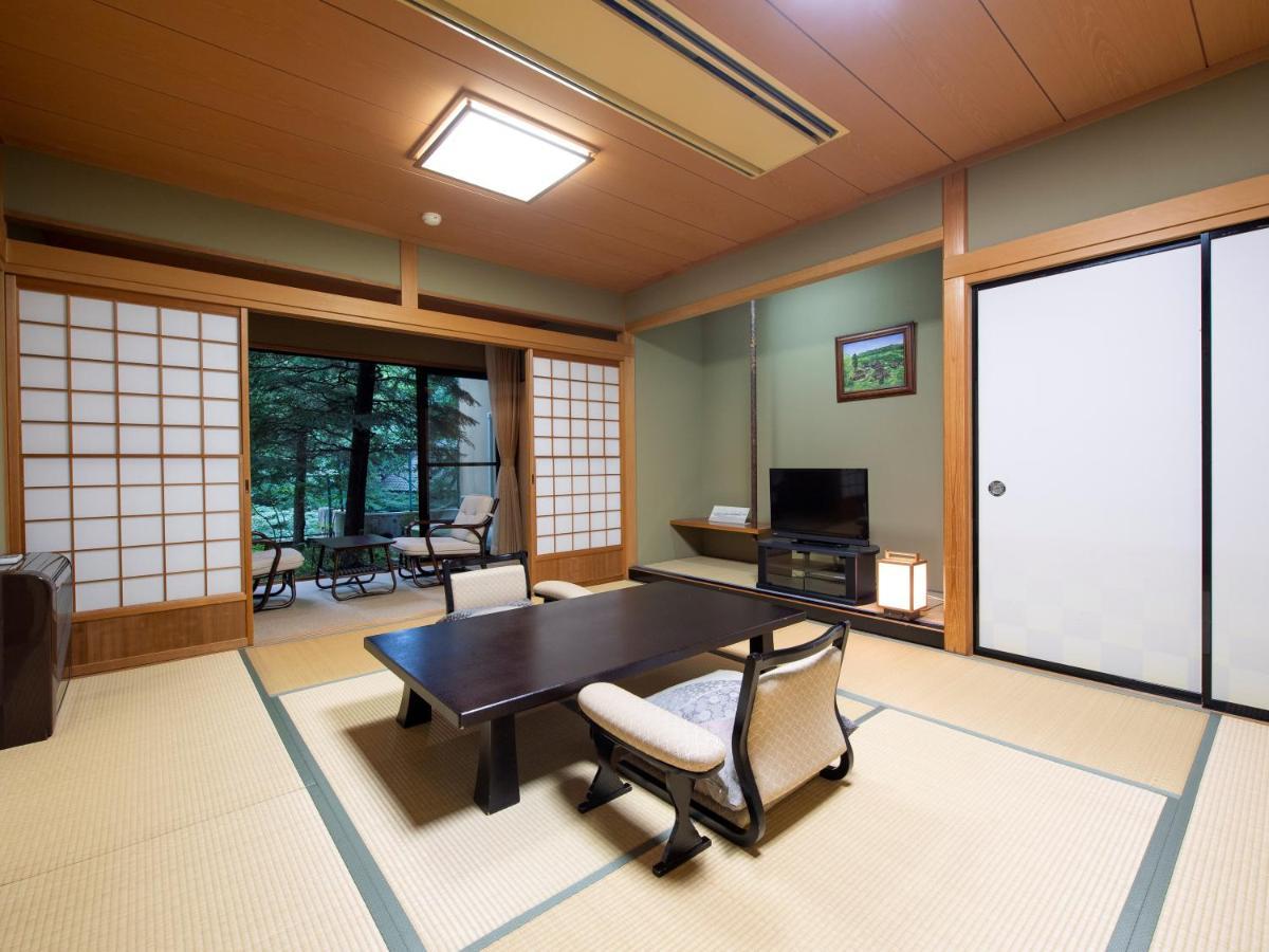 Saneikaku Hotel Matsumoto Buitenkant foto