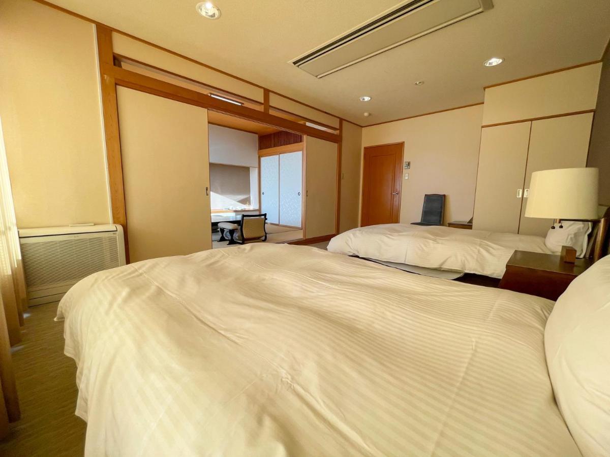 Saneikaku Hotel Matsumoto Buitenkant foto