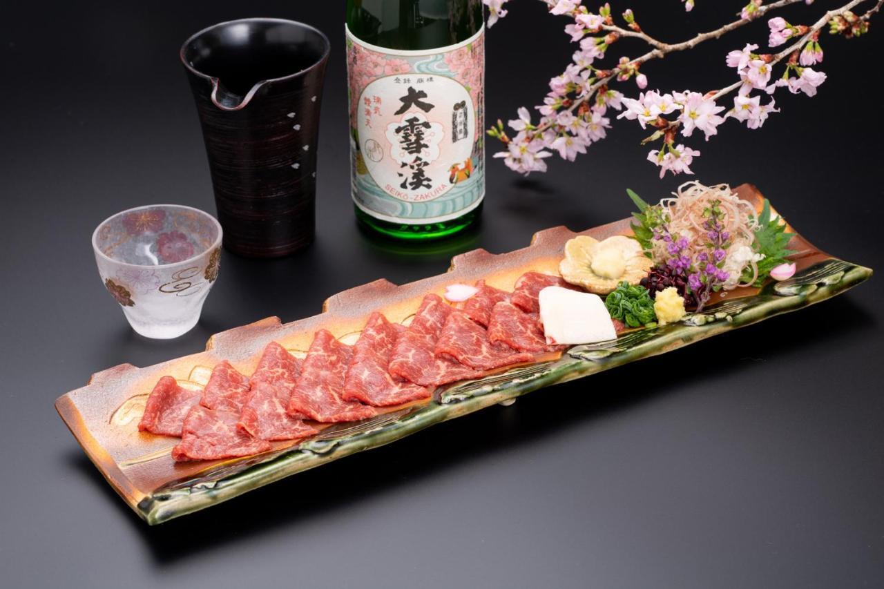 Saneikaku Hotel Matsumoto Buitenkant foto